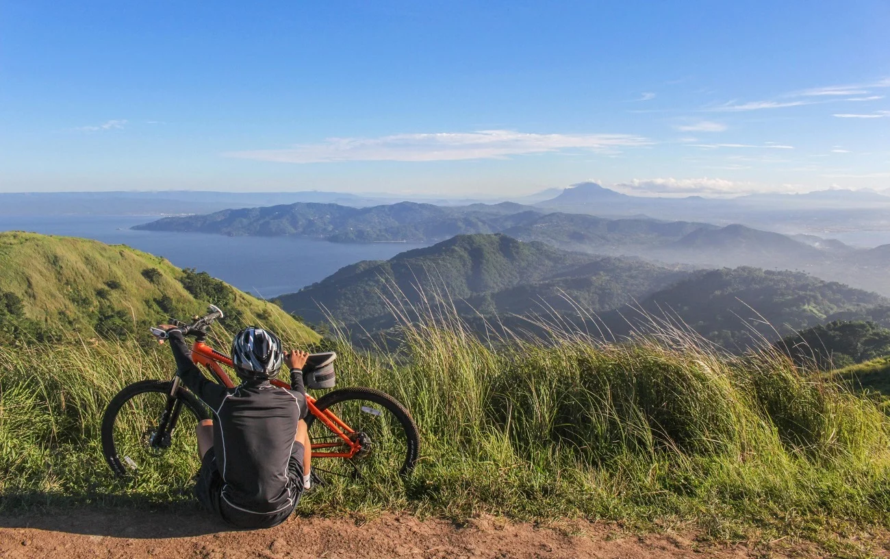 What Cyclists Need to Know to Stay Safe on the Road When Traveling in  National Parks?